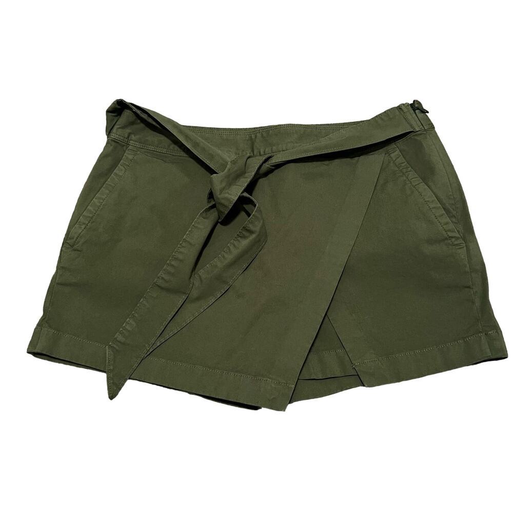 Vineyard Vines Green Skorts‎ with Tie in Front Size 2